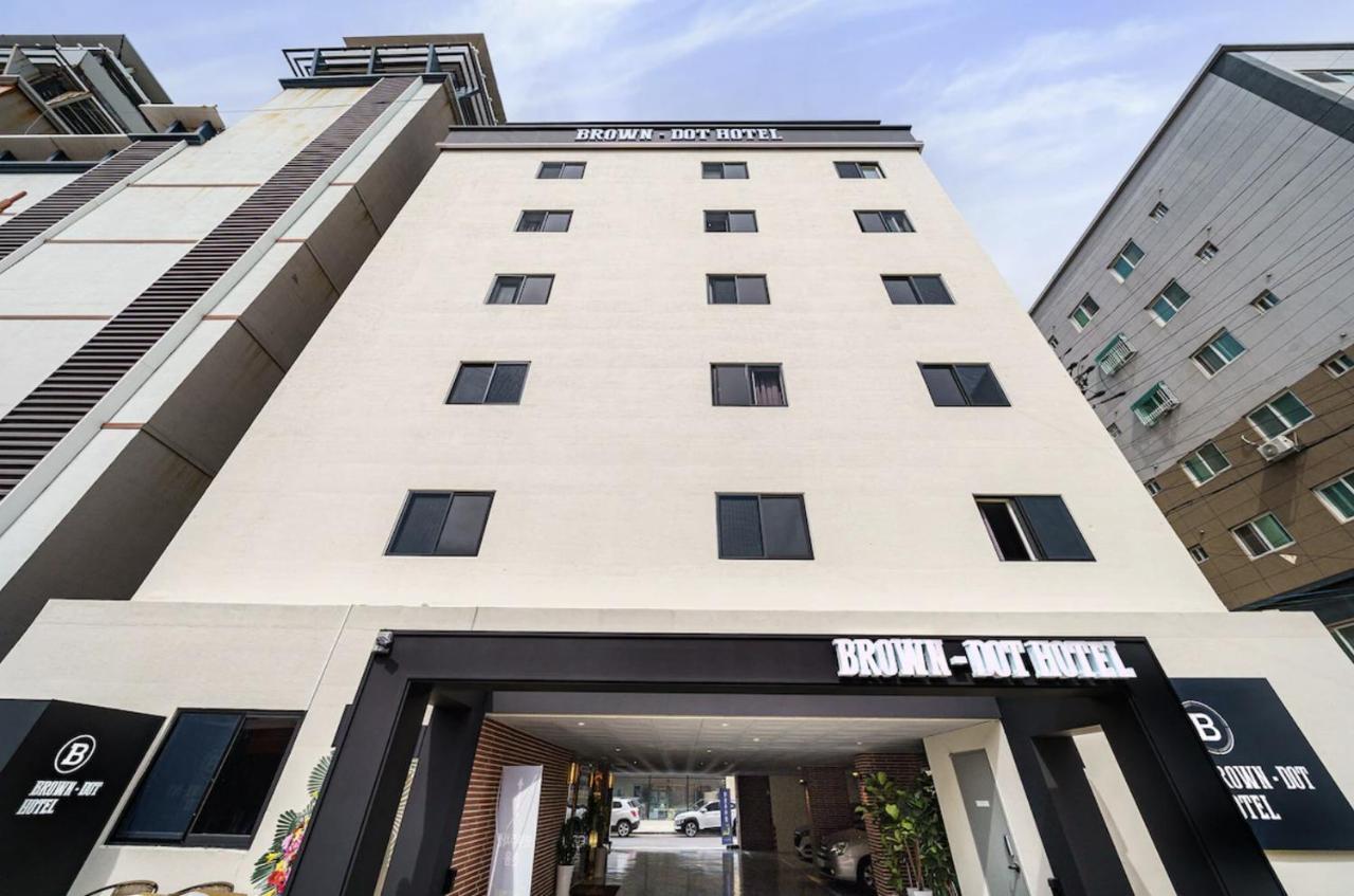 Brown-Dot Hotel Geomdan Incshon Kültér fotó