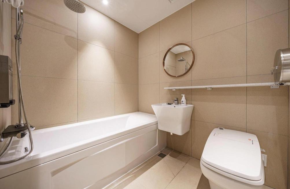 Brown-Dot Hotel Geomdan Incshon Kültér fotó