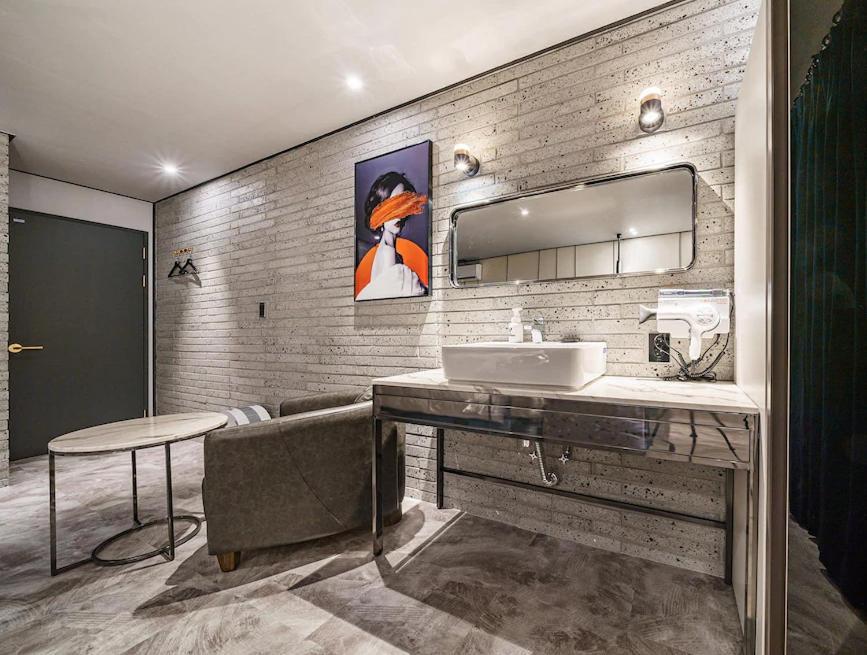 Brown-Dot Hotel Geomdan Incshon Kültér fotó